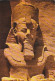 AK 214899 EGYPT - Abu Simbel - Statue Of Ramses In Front Of The Great Temple - Temples D'Abou Simbel