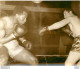 BOXE 03/1961 HENRI FERJULE MARTINIQUE CONTRE SYOZ   PHOTO DE PRESSE 16X13CM - Sports