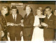 BOXE 1961 REMISE DES OSCARS A ARMAND VANUSSI ET MARIUS DORI PHOTO DE PRESSE 18X13CM - Sport
