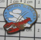 713c Pin's Pins / Beau Et Rare / ALIMENTATION / HOMARD CRUSTACE RESTAURANT LES ROCHES BLANCHES - Trademarks