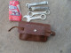 Trousse  D Outils Pour Reparation Velo   En  Caoutchouc Marque  Mafac Avec Cles D Origine - Wielrennen