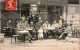 Paris Café Commerce Trade Les Commissionnaires En Veaux à La Sortie Du Marché Market Mercato Cpa Voyagée En 1908 B.E - Bar, Alberghi, Ristoranti