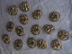 Ancien - 15 Boutons En Laiton Ajouré 2,1 Mm Fleurs Volutes Art Nouveau - Buttons