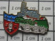 1618C Pin's Pins / Beau Et Rare / VILLES / LIMOGES PONT EGLISE CATHEDRALE BLASON ECUSSON ARMOIRIES - Städte