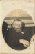 CARTE PHOTO NON IDENTIFIEE UN HOMME BARBU A L'AIR PAS COMMODE VOIR REVECHE GUILLEMINOT PARIS - A Identifier