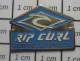 1618c Pin's Pins / Beau Et Rare / MARQUES / RIP CURL SURFING AUSTRALIA - Markennamen