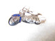 Delcampe - PIN'S    MOTO   HARLEY DAVIDSON   Email Grand Feu  DEMONS ET MERVEILLES - Moto