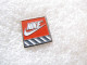 PIN'S    NIKE - Marcas Registradas