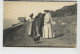 FÉCAMP - Belle Carte Photo Touristes élégants Posant Avec Chien Sur Les Hauteurs De Fécamp En 1907 - Fécamp