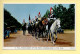Chevaux : A Full King's Guard Of The Royal Horseguards In The Mall (voir Scan Recto/verso) - Caballos
