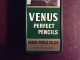 Ancienne Boite Métal Crayons VENUS Perfect Pencils ( Vénus De Milo ) - Schrijfgerief