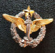 Broche Religieuse De Pilote D'avion "Notre-Dame Des Ailes" Religious Brooch - Religión & Esoterismo