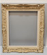 Delcampe - -JOLI CADRE MONTPARNASSE BOIS Sculpté Peinture VIEILLIE Blanche Pour TABLEAU     E - Andere & Zonder Classificatie