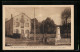 CPA Saint-Hostien, Place De La Mairie, Monument Et Groupe Scolaire  - Sonstige & Ohne Zuordnung