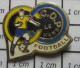 3417 Pin's Pins / Beau Et Rare / SPORTS / CLUB FOOTBALL COP LE MANS Club De La Police ? - Calcio