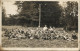 5783 Photo Carte Camp De Coetquidan Soldat Portant Ardoise "Section Du Litre De Pinard" - Cachet à Sec Photo Gabriel - Regimenten