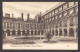 110920/ RICHMOND, Hampton Court Palace, Fountain Court - Londres – Suburbios