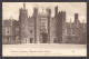 110912/ RICHMOND, Hampton Court Palace, Entrance Gateway - Londres – Suburbios