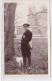 Vannes Sur Cosson CHATEAU DE PREPINSON : Photo Format Cpa D'un Garde Chasse Posant Devant Le Chateau (chasseur - Fusil) - Other & Unclassified