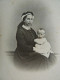 Photo Cdv E. Villette, Paris - Bébé Et Sa Nourrice, Pierre Martelet, Vers 1865 L679 - Anciennes (Av. 1900)