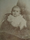 Photo Cdv Lund Hansen, Copenhague - Béatrice Lacombe De La Tour à 4 Mois 1/2 En Octore 1894 L679 - Ancianas (antes De 1900)