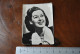 Rosalind Russell Photo (5 X 7cm) Chromos Belgian Chewing Gum Chocolat Cigarette Cinéma Vedette Acteur Actrice - Andere & Zonder Classificatie