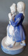 Figurine En Porcelaine Opaque, Vitrifiée Blanche Et Bleue Avec Dorure, Style Victorien. Couple Dansant. - Altri & Non Classificati