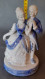 Delcampe - Figurine En Porcelaine Opaque, Vitrifiée Blanche Et Bleue Avec Dorure, Style Victorien. Couple Dansant. - Autres & Non Classés