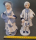 Delcampe - 2 Figurines En Porcelaine Vitrifiée Blanche Et Bleue Style Victorien. Personnagse Indépendants. Femme Avec Chapeau Bleu - Other & Unclassified