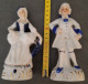 Delcampe - 2 Figurines En Porcelaine Vitrifiée Blanche Et Bleue Avec Dorure, Style Victorien. Personnages Indépendants. Femme Avec - Sonstige & Ohne Zuordnung