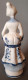Delcampe - Lot De 12 Figurines En Porcelaine Vitrifiée Et Une Non Vitrifiée, Style Victorien, Blanche Et Bleue - Otros & Sin Clasificación