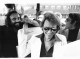 JOHNNY HALLYDAY 1978 AVEC DEMIS ROUSSOS  AU CLOS VOUGEOT A BEAUNE PHOTO DE PRESSE  24X18CM - Beroemde Personen