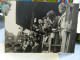 MONS+FOOTBALL: TRES RARE PHOTO 10,5 X14,5 DES SUPPORTERS  DU RAEC MONS CLUB DES 50 --ANNEE 1960 -PHOTO LEMOINE - Mons