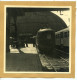 Pays Bas Amsterdam La Gare Train Ancienne Photo 1950 - Lugares