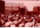 Photo Diapo Diapositive Slide ETAT UNIS Les Américains Au XXème Siècle N°2 Meeting NEW YORK Années 1930 Cargo Brooklyn - Diapositives (slides)