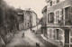 EP 2 -(42 ) LA VALLA -  ENTREE DU VILLAGE  -  ENFANTS  -  COLPORTEUR  -  2 SCANS - Other & Unclassified