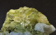 Delcampe - Titanite With Epidote On Albite ( 4 X 3 X 3 Cm ) Capelinha - Minas Gerais - Brazil - Mineralen