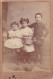 Carte Cabinet PHOTO ANCIENNE Photographie L. Jourdan Voiron Isère 38 3 Enfants En Costume Traditionnel Folklorique - Antiche (ante 1900)