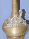 Delcampe - -VASE BRONZE ASIE ANCIEN Avec Un DRAGON Enroulé AUTOUR DU COL CACHET De CIRE    E - Asian Art