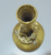 Delcampe - -VASE BRONZE ASIE ANCIEN Avec Un DRAGON Enroulé AUTOUR DU COL CACHET De CIRE    E - Aziatische Kunst