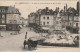 KO 7-(80) ABBEVILLE - LA PLACE DE L' AMIRAL COURBET ET RUE SAINT GILLES - CALECHE  - 2 SCANS  - Abbeville