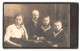 Fotografie M. Lüttgens, Görlitz, Steinstr. 14, Portrait Vater Mit Drei Kindern In Matrosenanzügen  - Anonyme Personen