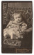 Fotografie Curt Weber, Sebnitz, Portrait Niedliches Baby Im Karierten Kleidchen  - Anonymous Persons