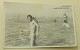 Girls And A Guy At Sea - Anonyme Personen