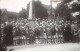 67 - N°91444 - RHINAU - Groupe De Personnes, Dont Des Enfants Autour D'un Monument Aux Morts - Carte Photo - Andere & Zonder Classificatie