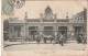 MO 8-(94) VINCENNES - LA GARE - CALECHE , CYCLISTES - ANIMATION - 2 SCANS - Vincennes