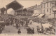 NE 8 -(33)  BORDEAUX - PLACE ET MARCHE DES CAPUCINS - CARRIOLES A CHEVAL - ETALS , CHALANDS - 2 SCANS - Bordeaux