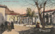 NE 14-  SALONIQUE - PETITE PLACE -  ANIMATION - CARTE COLORISEE  - 2 SCANS  - Greece