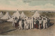 OP 22-(12) CAMP DU LARZAC - SOLDATS DEVANT LES TENTES - CARTE COLORISEE - 2 SCANS - La Cavalerie