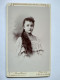 CDV Très Jeune Fille Longue Chevelure Robe Dentelles - 1888 - Photo BOUILLAUD, MÂCON TBE - Alte (vor 1900)